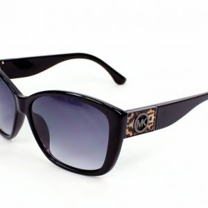 LUCY Zonnebril Black M2894S